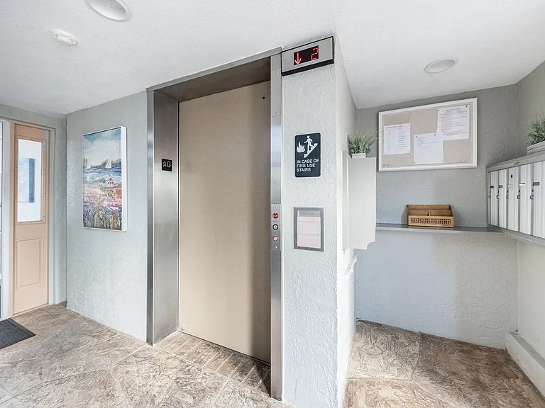 1477 Park Beach Cir #11 — Photo 40