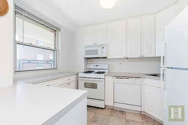 Sold by Halstead Real Estate | media 14