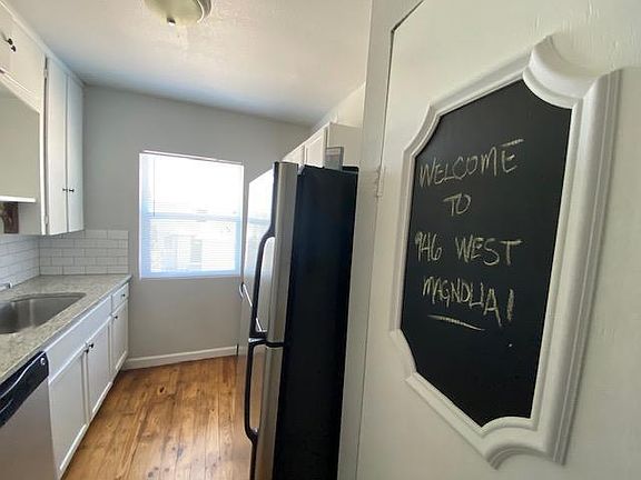 5th image of 946 W Magnolia Ave APT 3
