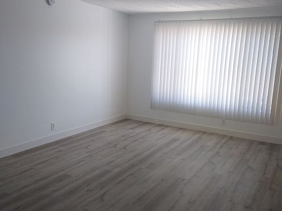 5th image of 11116 Berendo Ave APT 6