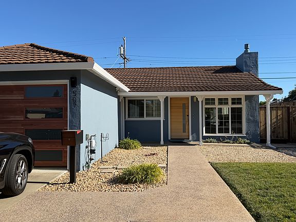 2nd image of 507 Roxbury Way