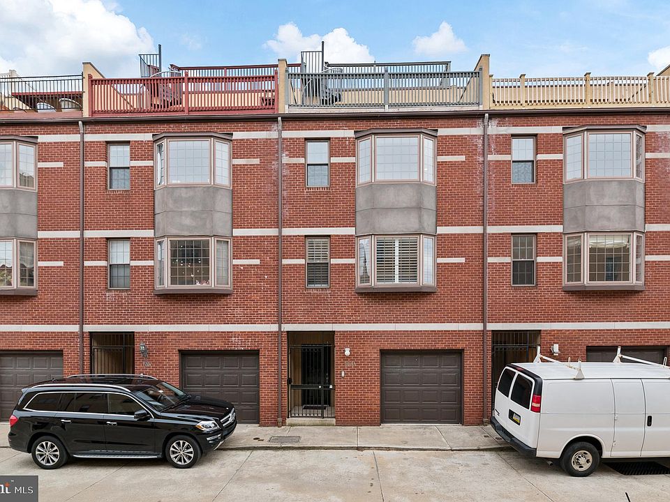 1st image of 120 Dickinson St Rear D
