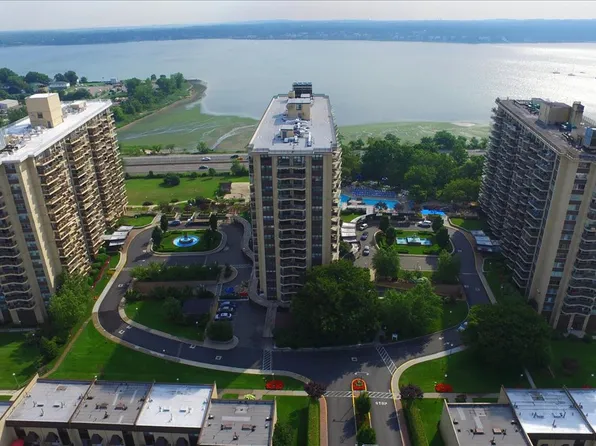 17-85 215th Street image 40 of 47