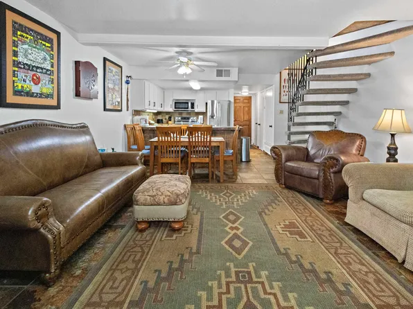 111 Mallette Rd #19, Red River, NM 87558