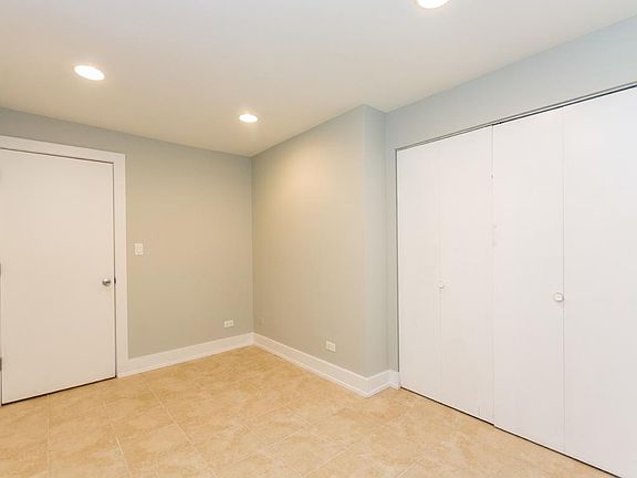3rd image of 2646 W Potomac Ave #1