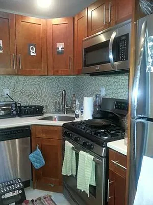 Rented by RS Bracha | media 32