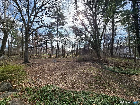 5th image of 677 West Hill Road