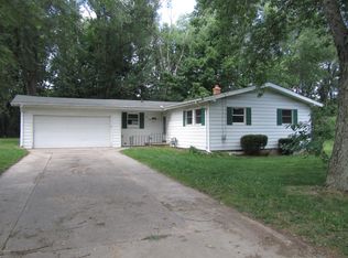 145 Carleton Dr N, Battle Creek, MI 49017