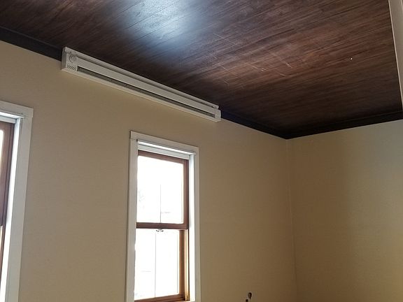 4th image of 2062 White St #2062