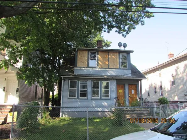294 Weequahic Ave, Newark, NJ 07112