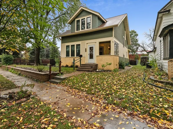 1731 Adrian St, Saint Paul, MN 55116