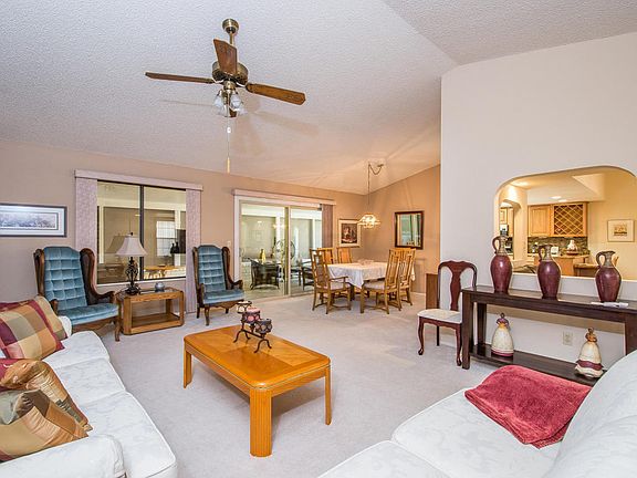 2nd image of 2271 Leisure World