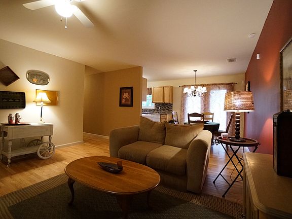3rd image of 3162 Zion St