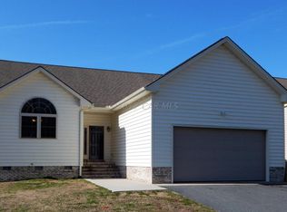 11758 Crisfield Ln, Princess Anne, MD 21853
