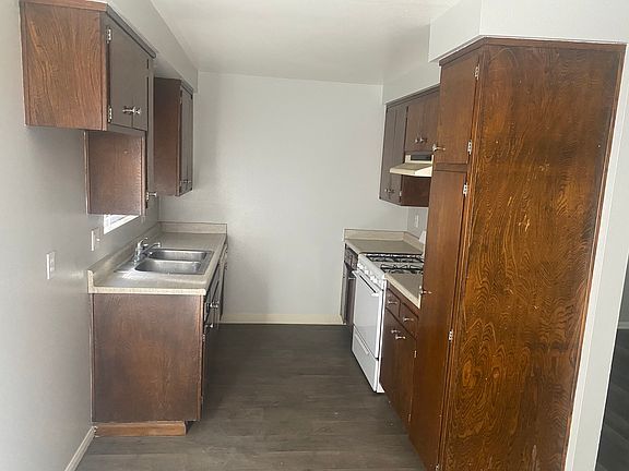 3rd image of 331 S Steckel Dr APT B