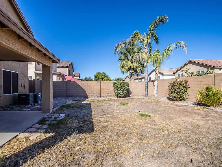 1478 E Stirrup Ln — Photo 33