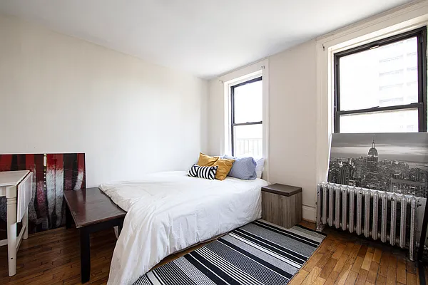 Rented by R New York | media 19