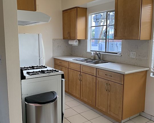 5th image of 12717 Washington Pl #10