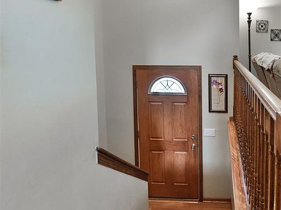 2nd image of 7721 Cottonwood Ave