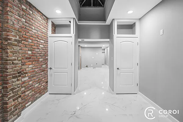 Rented by Coroi Corp | media 10