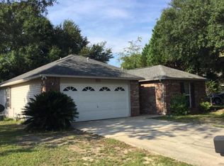 2806 Macgregor Ln, Crestview, FL 32539