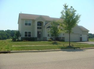 7847 Gateway Ln, Powell, OH 43065