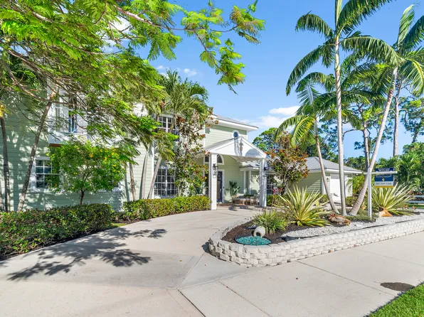 19067 SE County Line Road, Jupiter, FL 33469