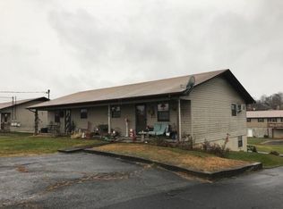 415 Oak Grove Rd, Johnson City, TN 37615