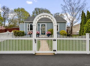 80 Cherubina Ln, North Babylon, NY 11703