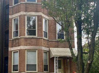 2833 W Polk St #B, Chicago, IL