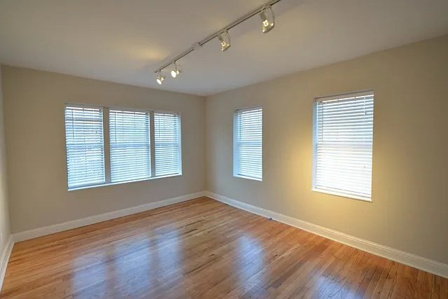 2808 S Compton Ave #2S — Photo 5