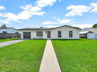 18001 SW 91st Ave, Palmetto Bay, FL 33157
