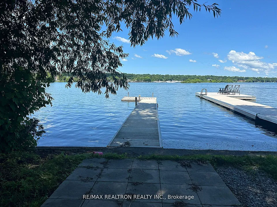 172 Cedar Island Rd