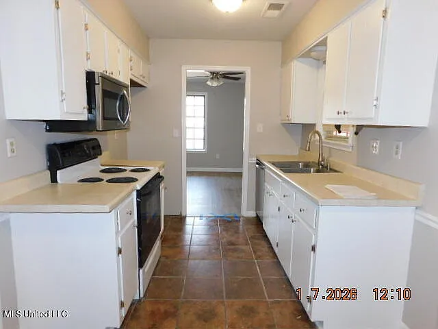 8278 Lake Shore Dr W — Photo 4