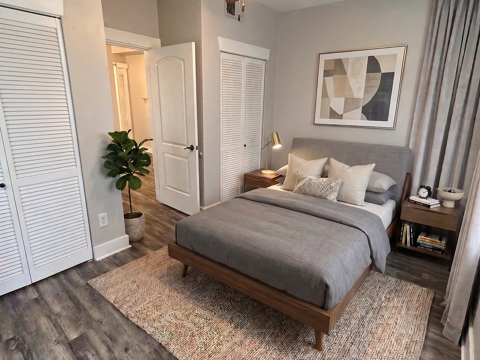 1 bed, 434 sqft, $1,884 — Photo 4