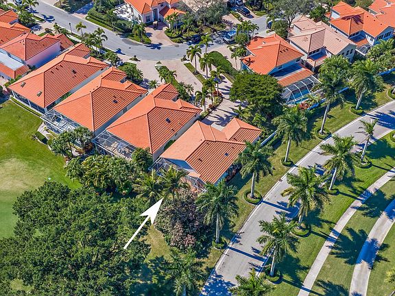 2nd image of 8384 Heritage Club Drive