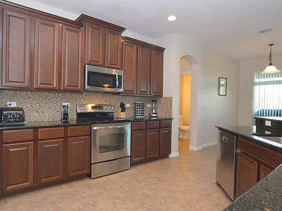 3rd image of 17032 Cypress Preserve Pkwy
