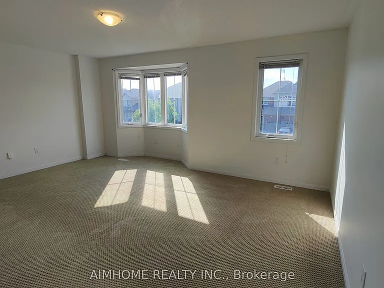 382 McJannett Ave — Photo 9