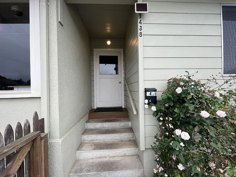 931 15th St — Photo 3