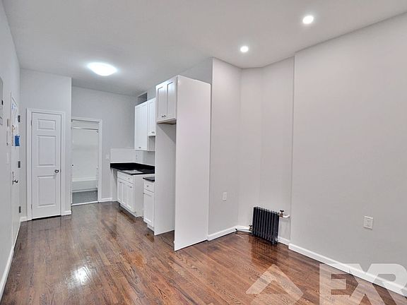 5th image of 41 Underhill Ave APT C1