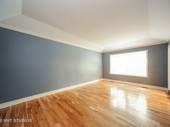 3rd image of 1356 E Eton Dr