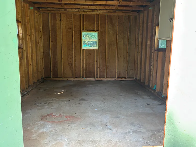 66 Veterans Dr — Photo 20