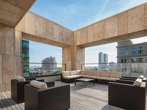 99 Hudson Street image 19 of 24