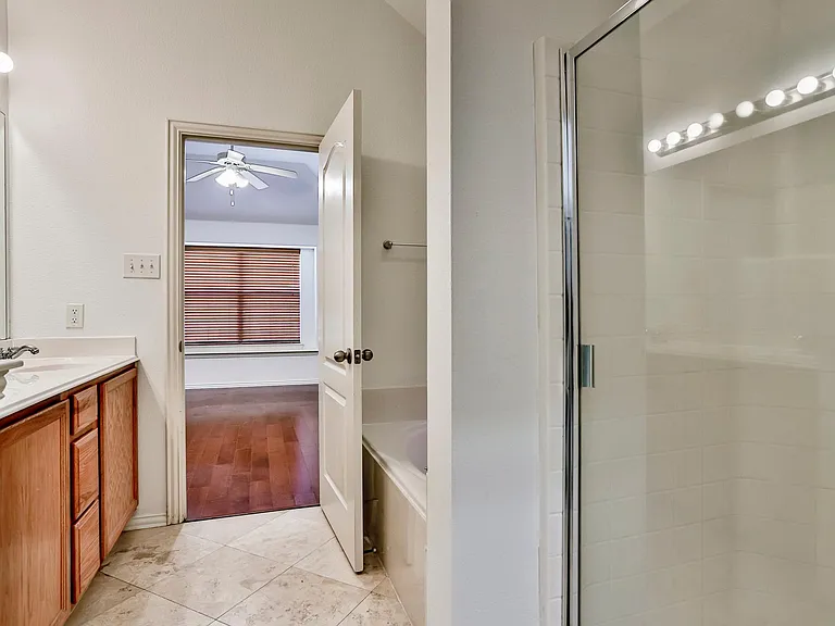 2853 Cascade Cove Dr — Photo 23