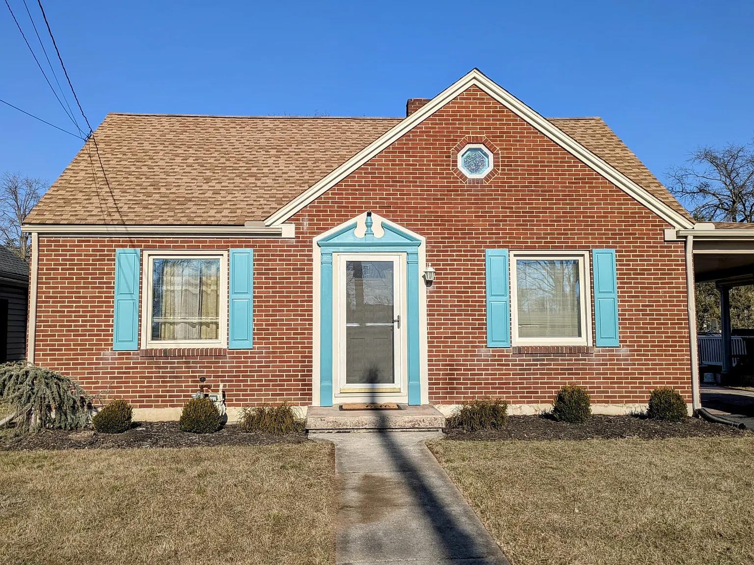 3 bed, 1000 sqft, $3,000 — Photo 1