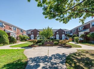 260-32 Langston Ave #A, Glen Oaks, NY 11004