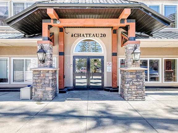 4th image of 20 W Discovery Ridge Close SW #203