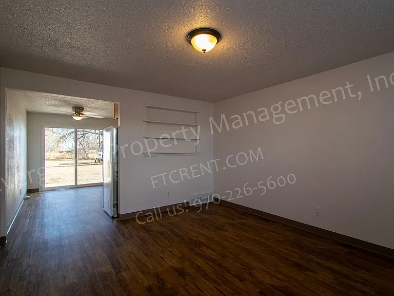 4912 S Iowa Ave — Photo 8