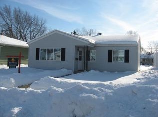 606 E 10th St, Fond Du Lac, WI 54935