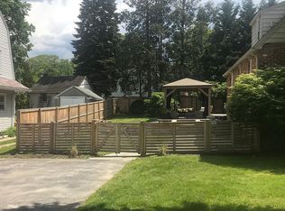 218 Cascade Rd, Springfield, PA 19064